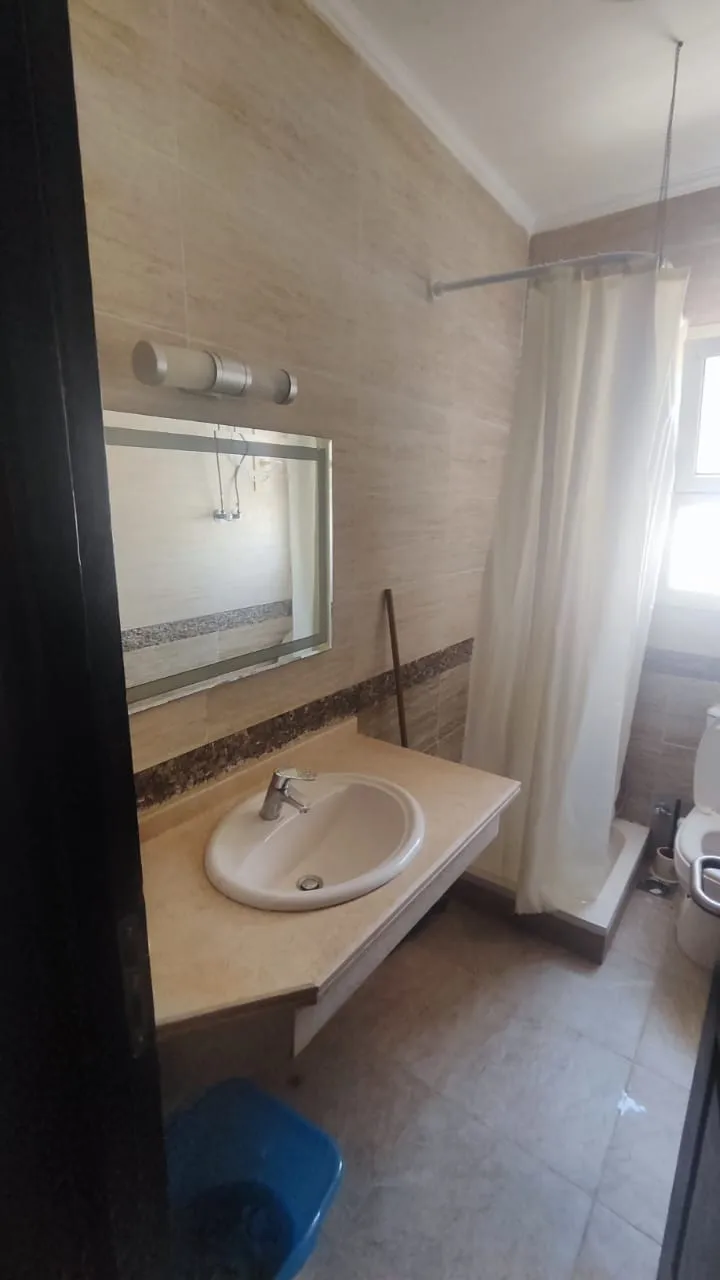  للبيع في تلال الساحل الشمالي في  بمساحة 0 م² تتكون من 0 غرف