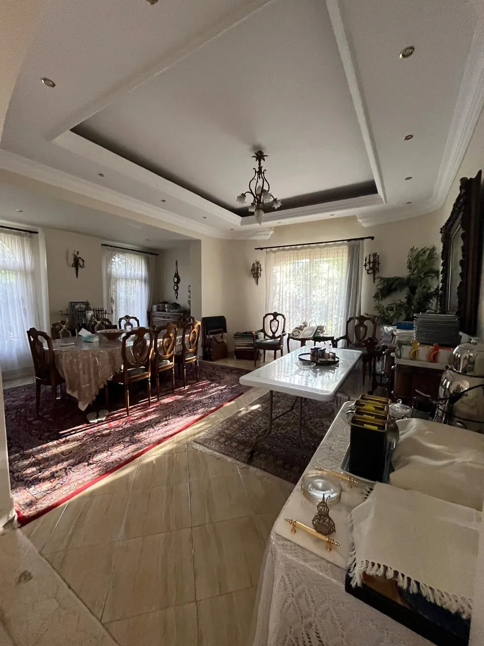  for sale in Beverly Hills in  of 0 m² with 0 bedrooms