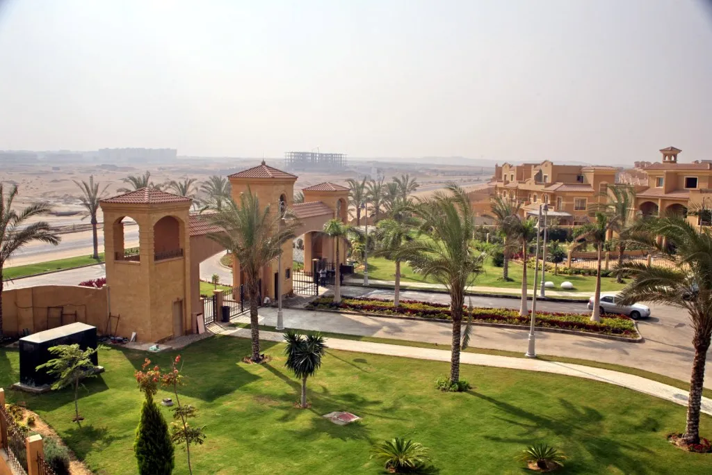 شقة للبيع في ليه روا القاهره الجديده في القاهرة الجديدة بمساحة 0 م² تتكون من 2 غرف