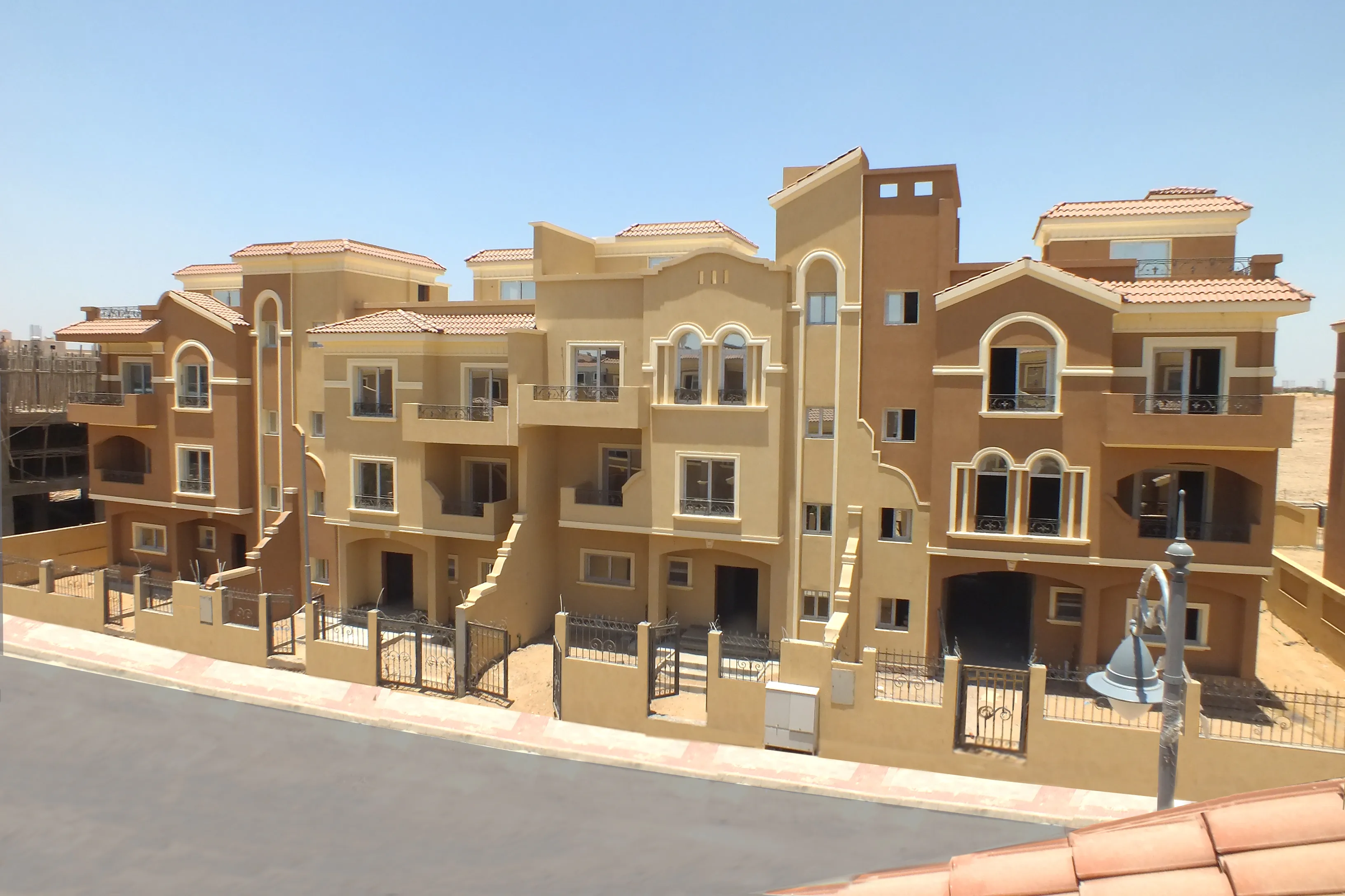 شقة للبيع في ليه روا القاهره الجديده في القاهرة الجديدة بمساحة 0 م² تتكون من 2 غرف