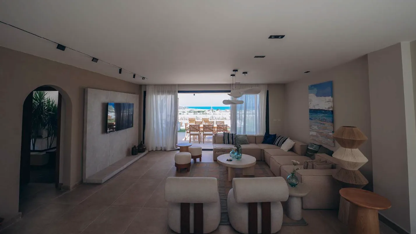  للبيع في راي-بيت البحر في  بمساحة 0 م² تتكون من 0 غرف