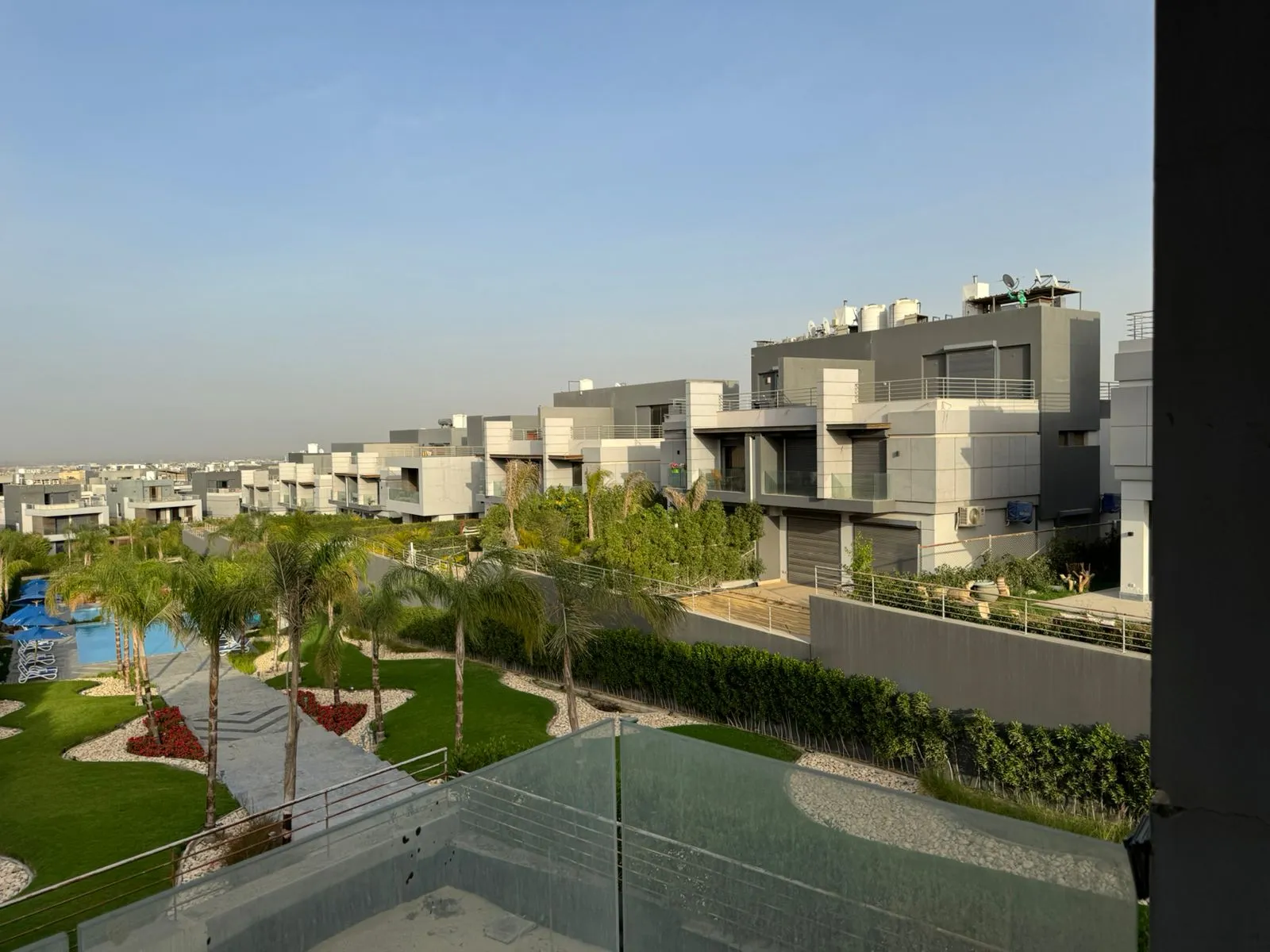 للبيع في الباتيو زهراء في بمساحة 0 م² تتكون من 0 غرف