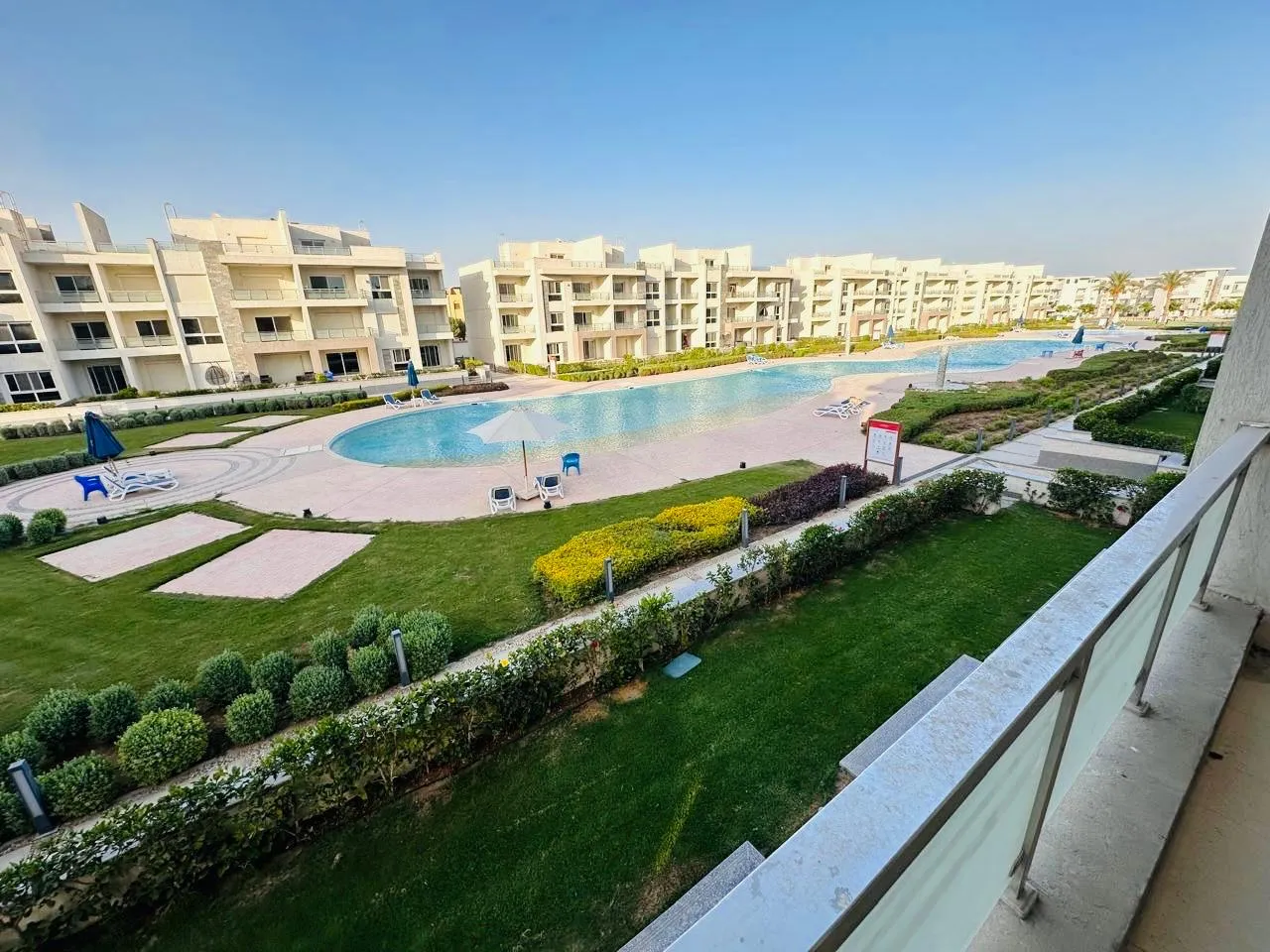 Chalet for sale in Aroma in Ain Sokhna of 150 m² with 3 bedrooms