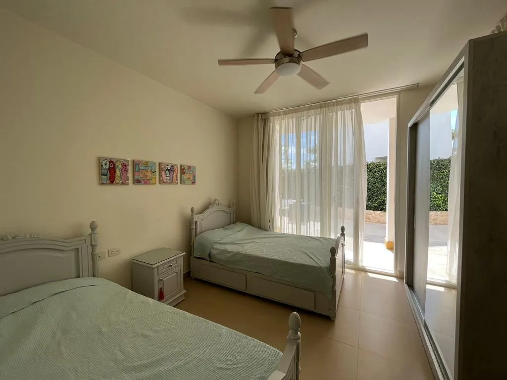 شاليه للبيع في سيشيل سيدي عبد الرحمن في سيدي عبد الرحمن بمساحة 187 م² تتكون من 3 غرف