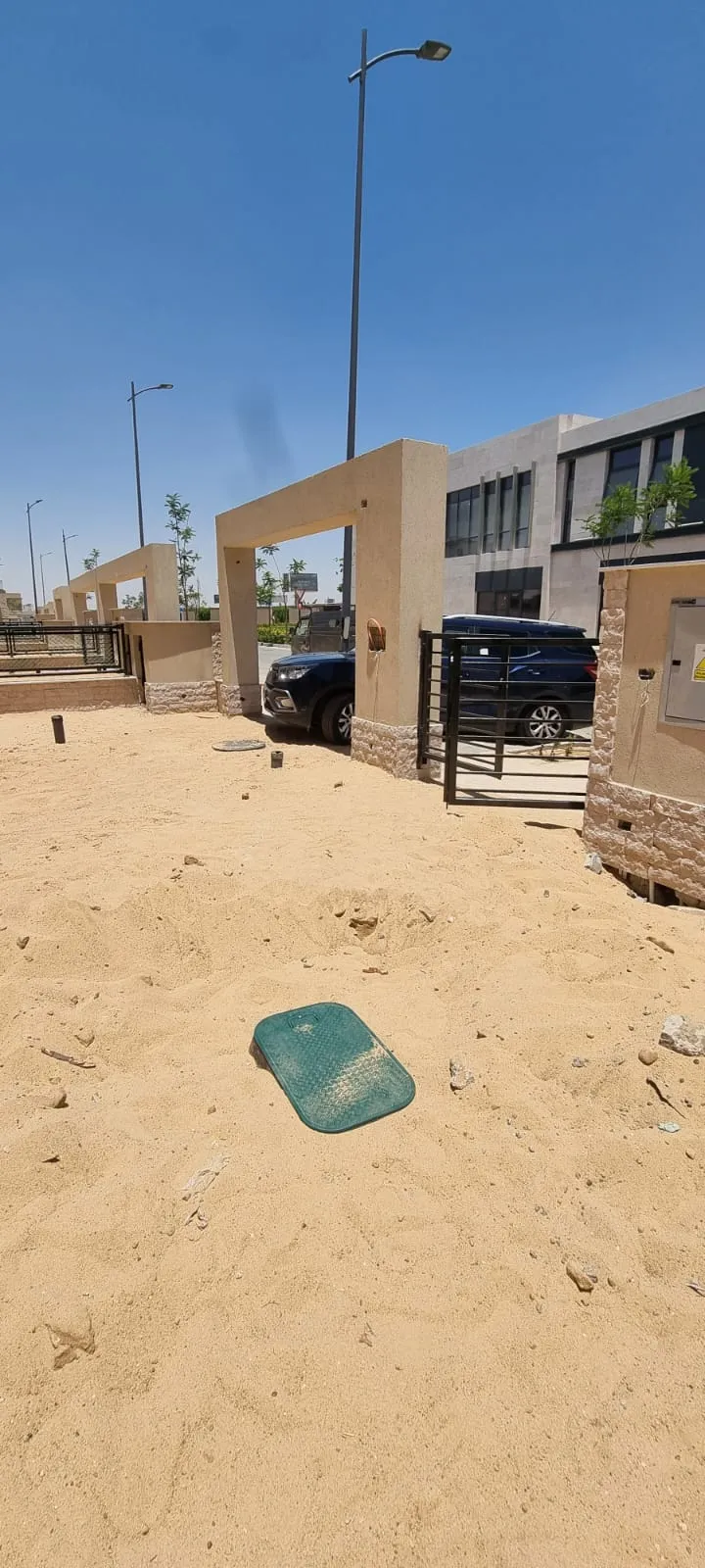 تاون هاوس للبيع في ذا ايستيتس في الشيخ زايد الجديدة بمساحة 322 م² تتكون من 3 غرف