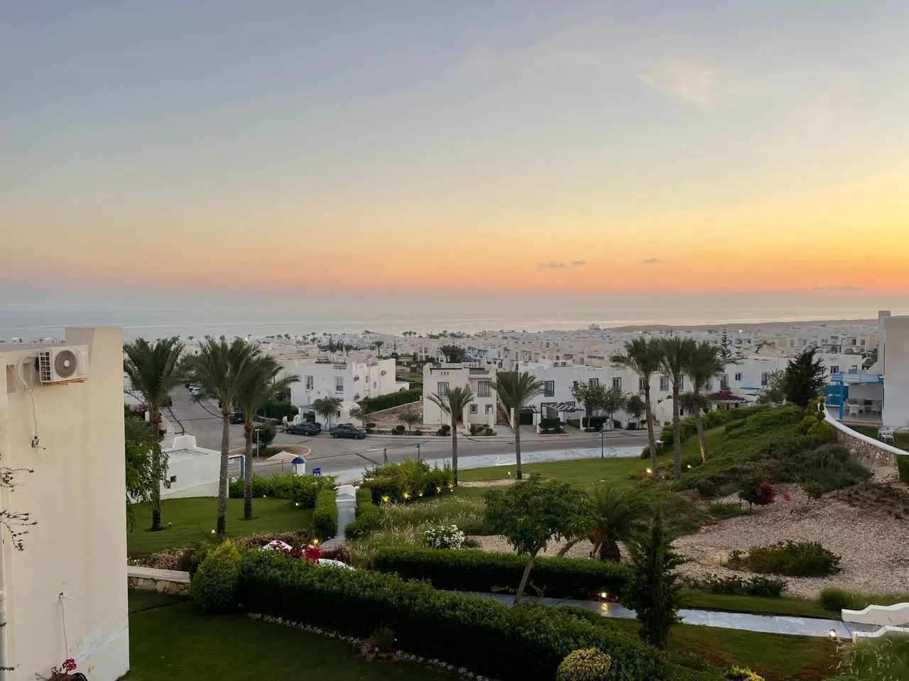 شاليه للبيع في ماونتن فيو رأس الحكمة في رأس الحكمة بمساحة 0 م² تتكون من 3 غرف