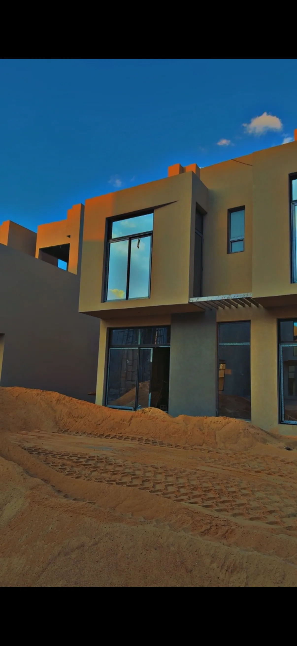 Townhouse for sale in Lugar  in New Zayed of 0 m² with 4 bedrooms