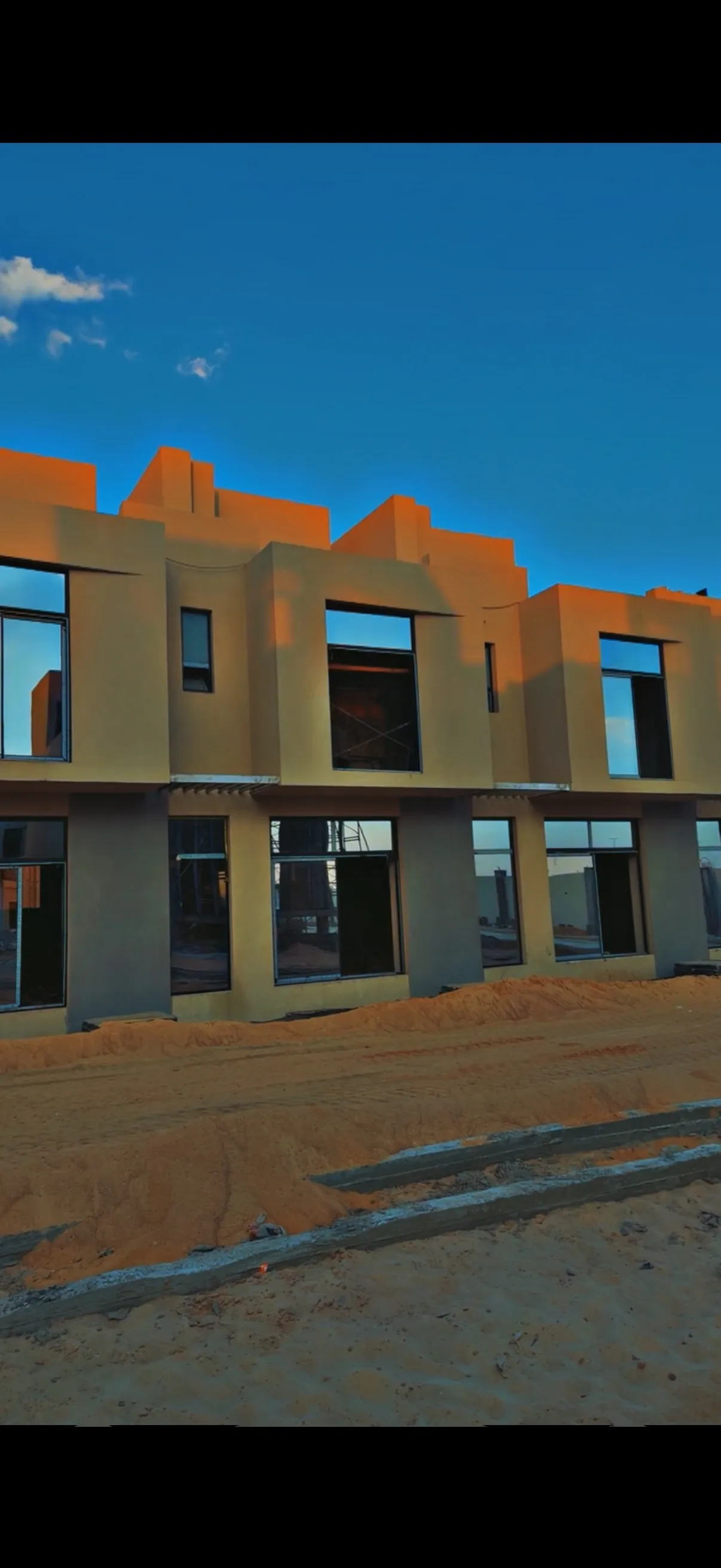 Townhouse for sale in Lugar  in New Zayed of 0 m² with 4 bedrooms