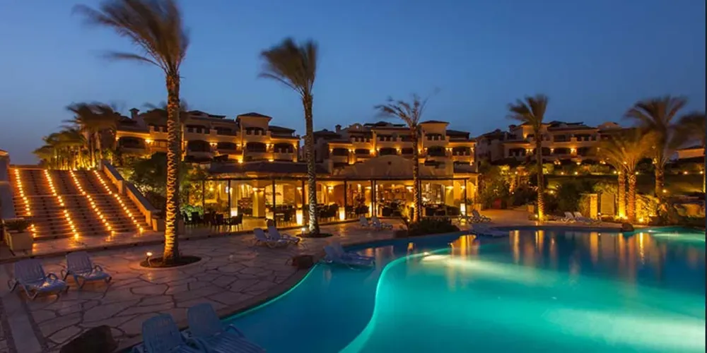 Villa for sale in La Vista 3 in Ain Sokhna of 400 m² with 5 bedrooms