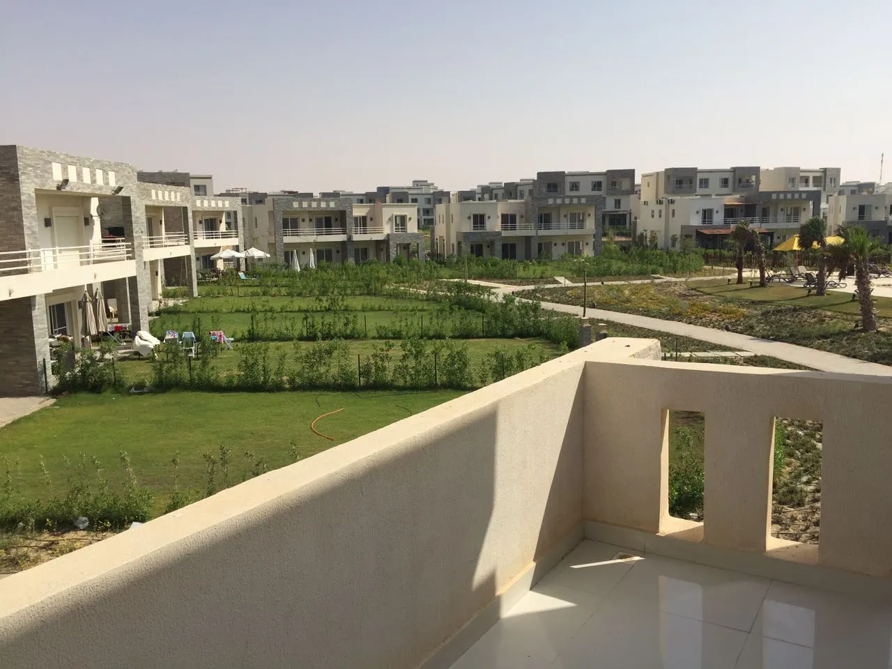 فيلا للبيع في أمواج في سيدي عبد الرحمن بمساحة 0 م² تتكون من 4 غرف