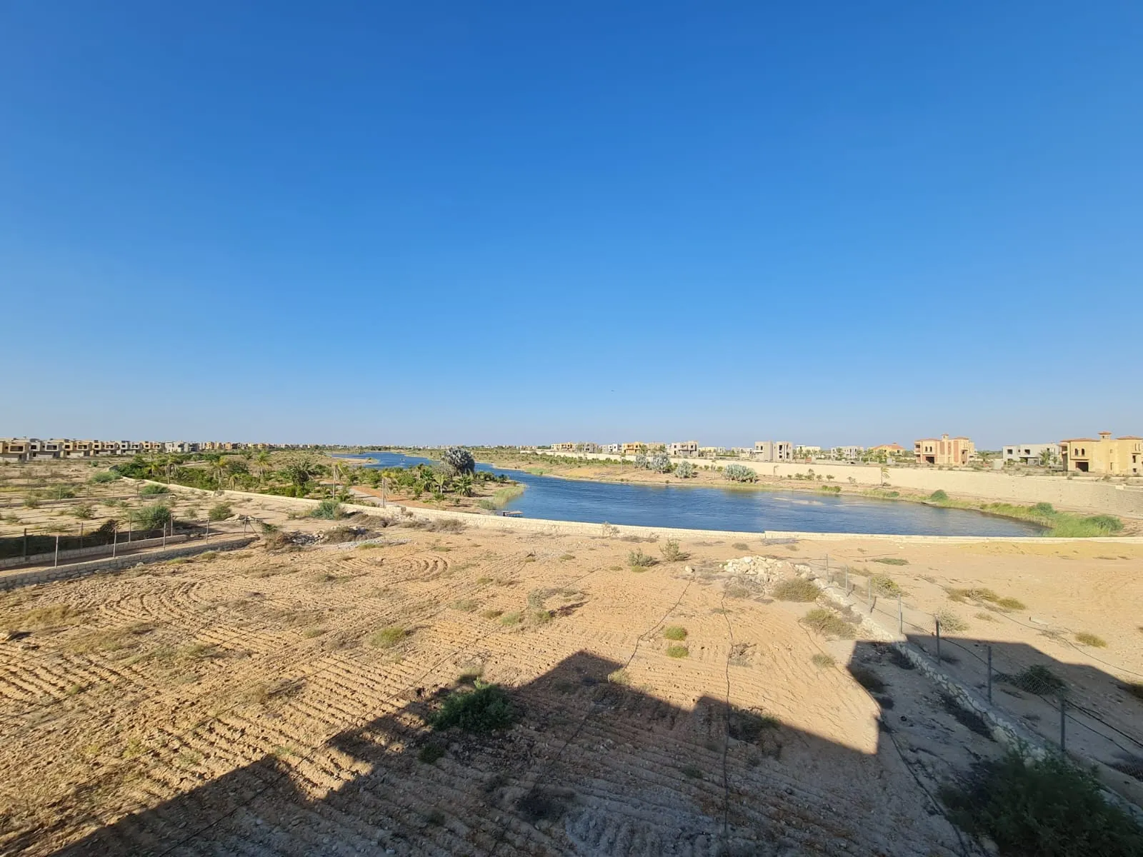  للبيع في اي في واي في  بمساحة 0 م² تتكون من 0 غرف