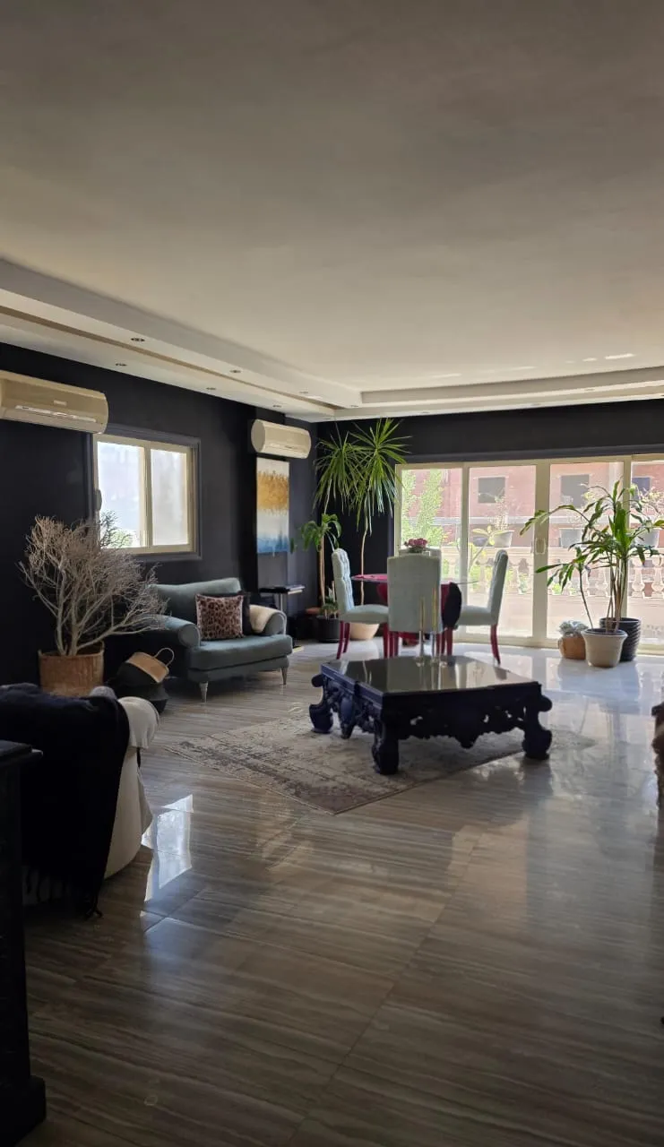 شقة للبيع في دريم لاند في مدينة السادس من أكتوبر بمساحة 250 م² تتكون من 3 غرف