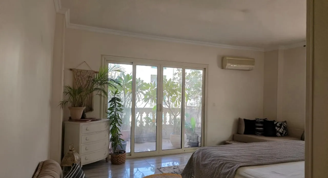 شقة للبيع في دريم لاند في مدينة السادس من أكتوبر بمساحة 250 م² تتكون من 3 غرف