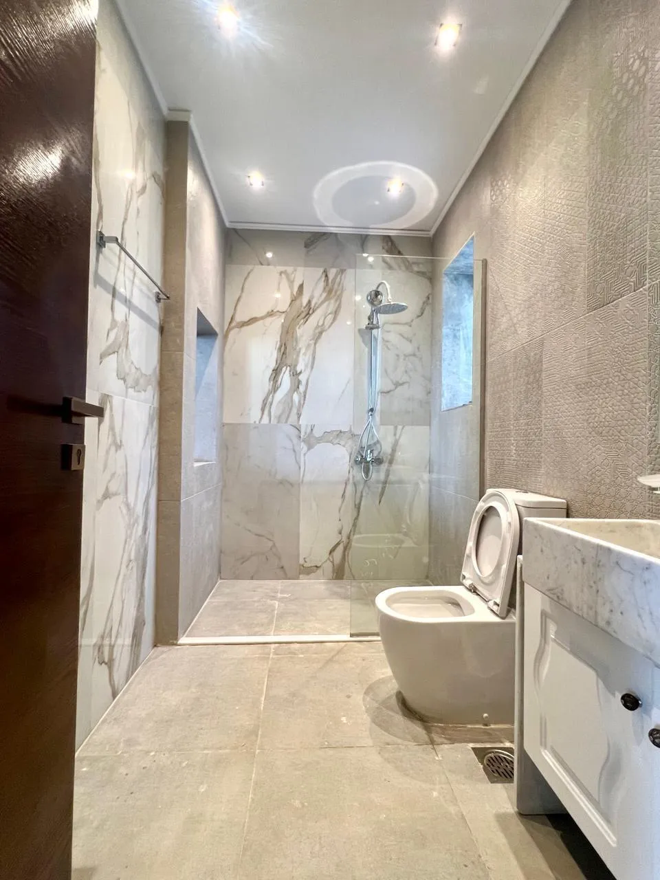 بنتهاوس للبيع في هايد بارك في القاهرة الجديدة بمساحة 193 م² تتكون من 3 غرف