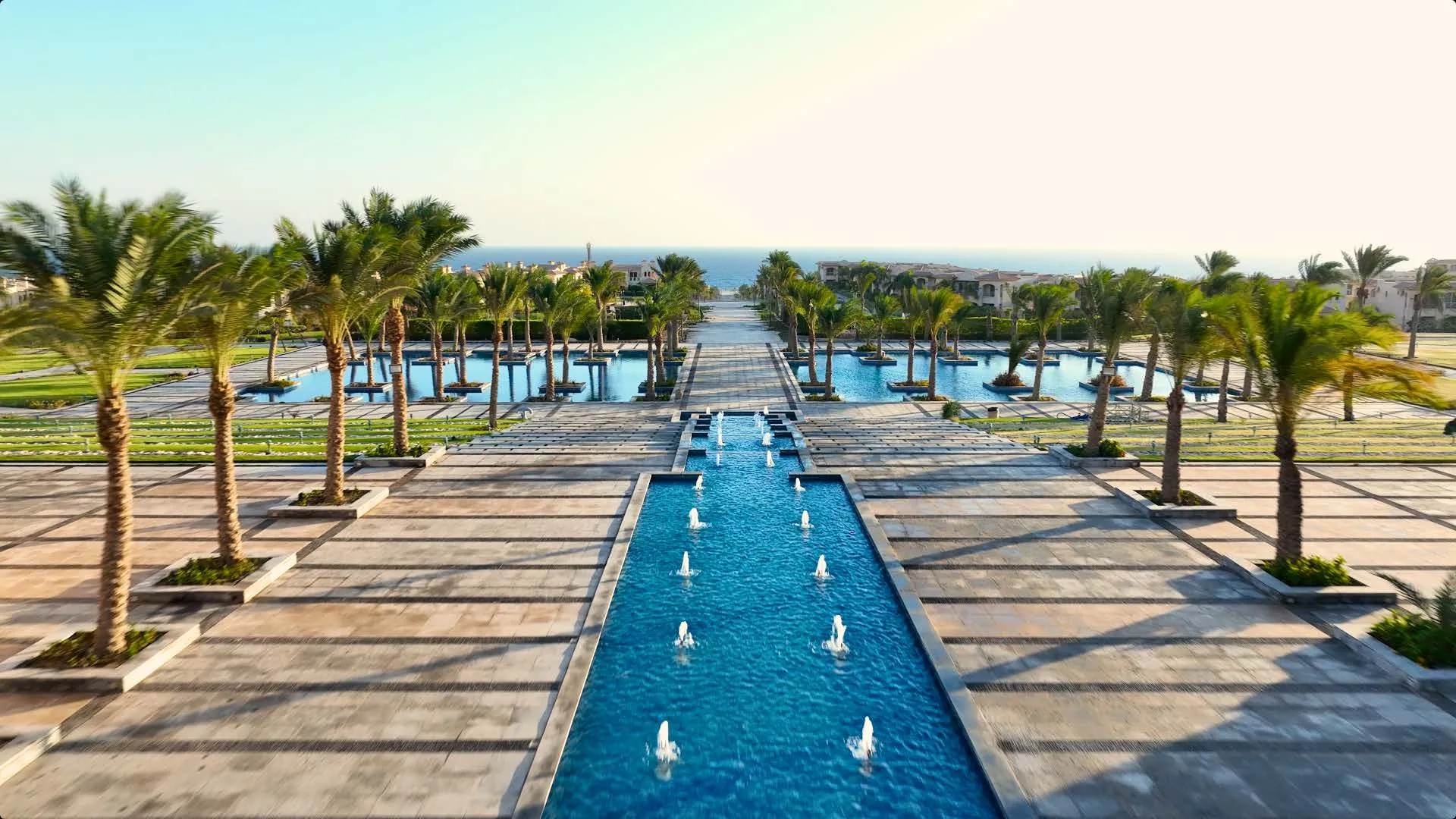 شاليه للبيع في لافيستا 6 في العين السخنة بمساحة 130 م² تتكون من 3 غرف