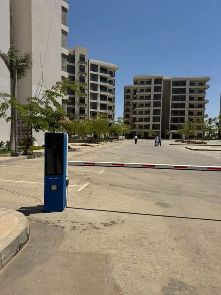 شقة للبيع في نور كابيتال جاردنز في حدائق العاصمة الإدارية الجديدة بمساحة 82 م² تتكون من 2 غرف