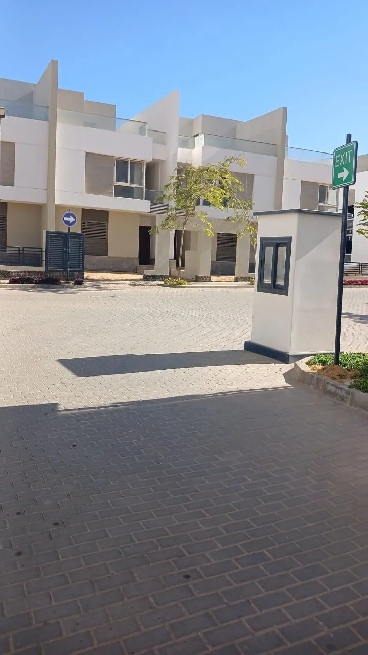 Townhouse for sale in Beta Greens  in Mostakbal City of 324 m² with 3 bedrooms