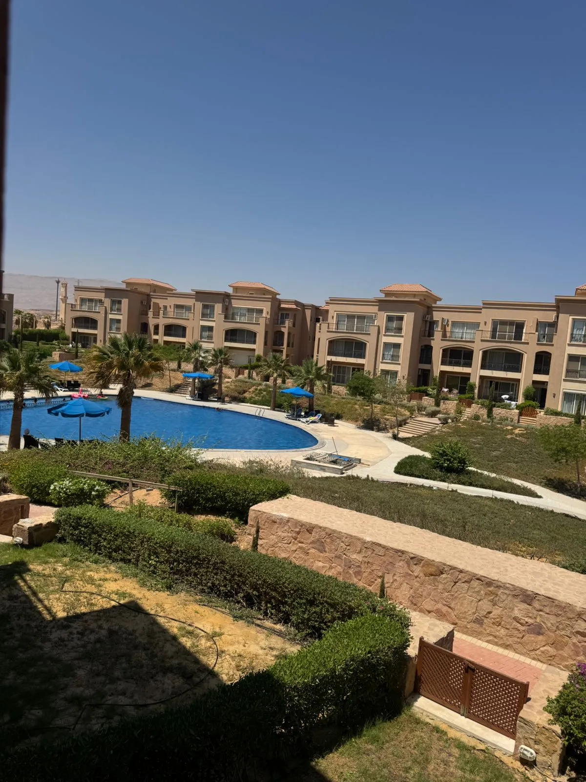 شاليه للبيع في لاجونا باي في العين السخنة بمساحة 160 م² تتكون من 3 غرف