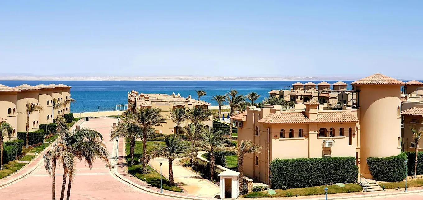 Chalet for sale in La Vista Gardens in Ain Sokhna of 120 m² with 2 bedrooms