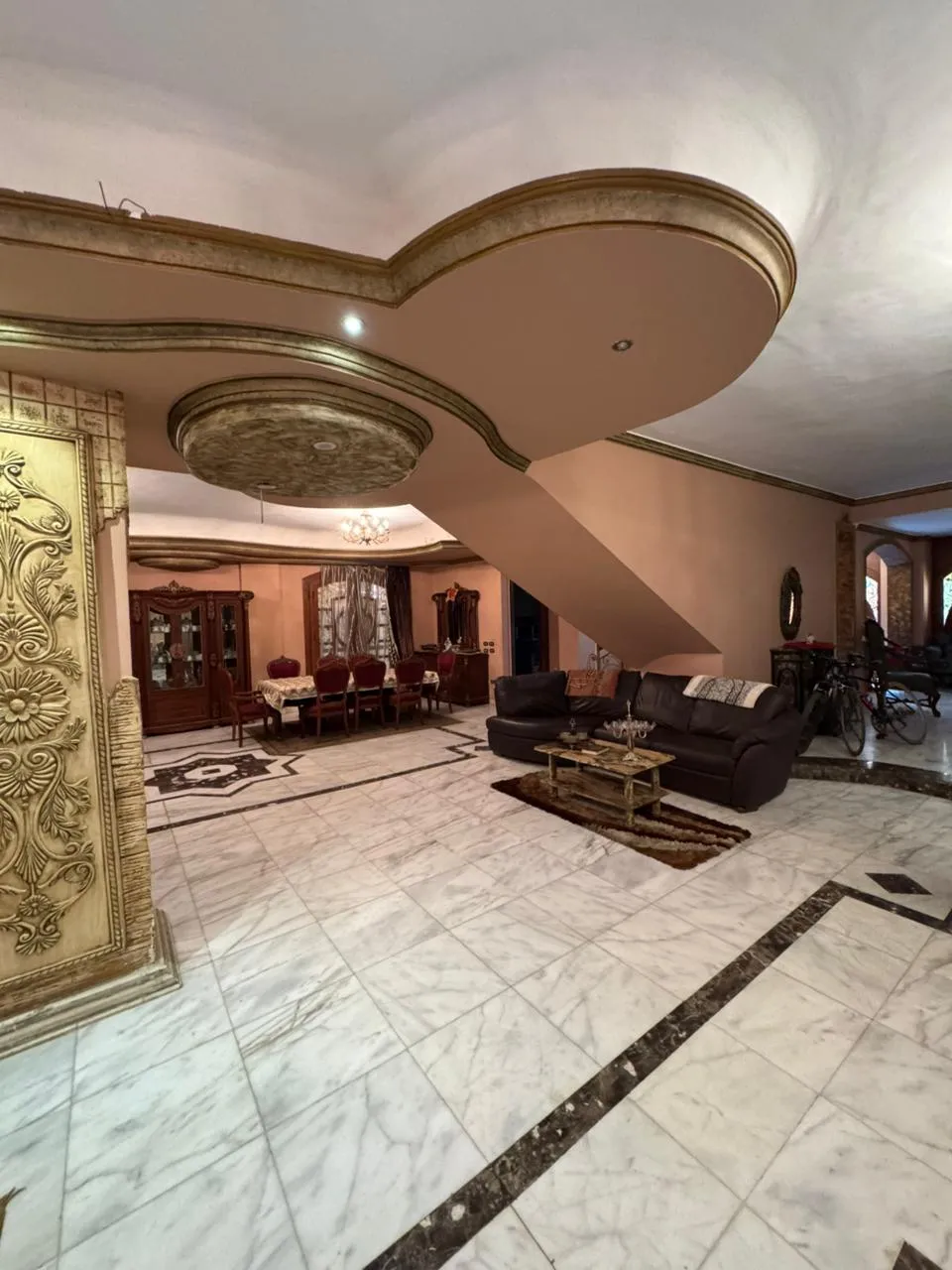 Villa for sale in Al Yasmin-Sheikh Zayed in El Sheikh Zayed of 500 m² with 6 bedrooms