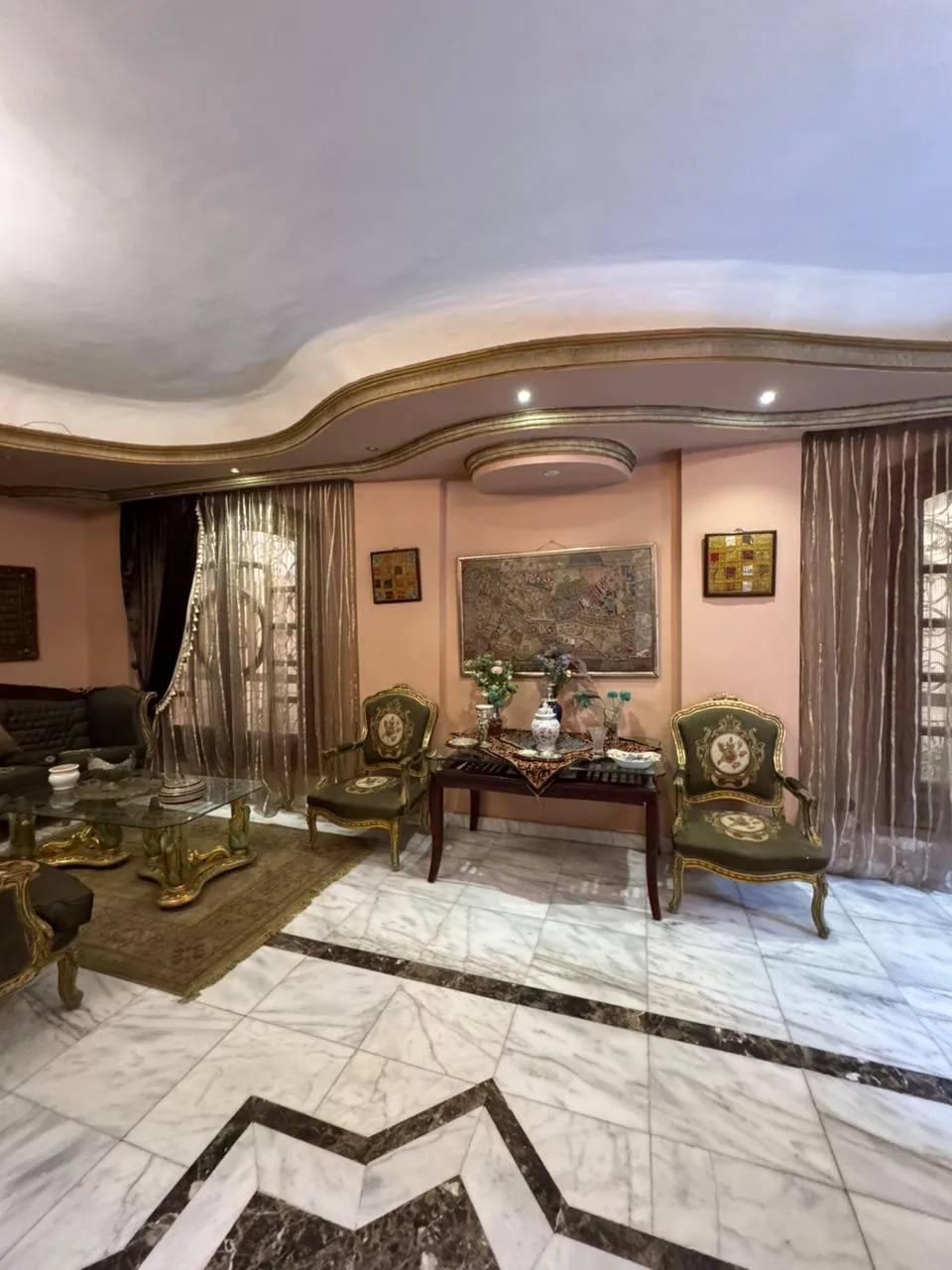 Villa for sale in Al Yasmin-Sheikh Zayed in El Sheikh Zayed of 500 m² with 6 bedrooms