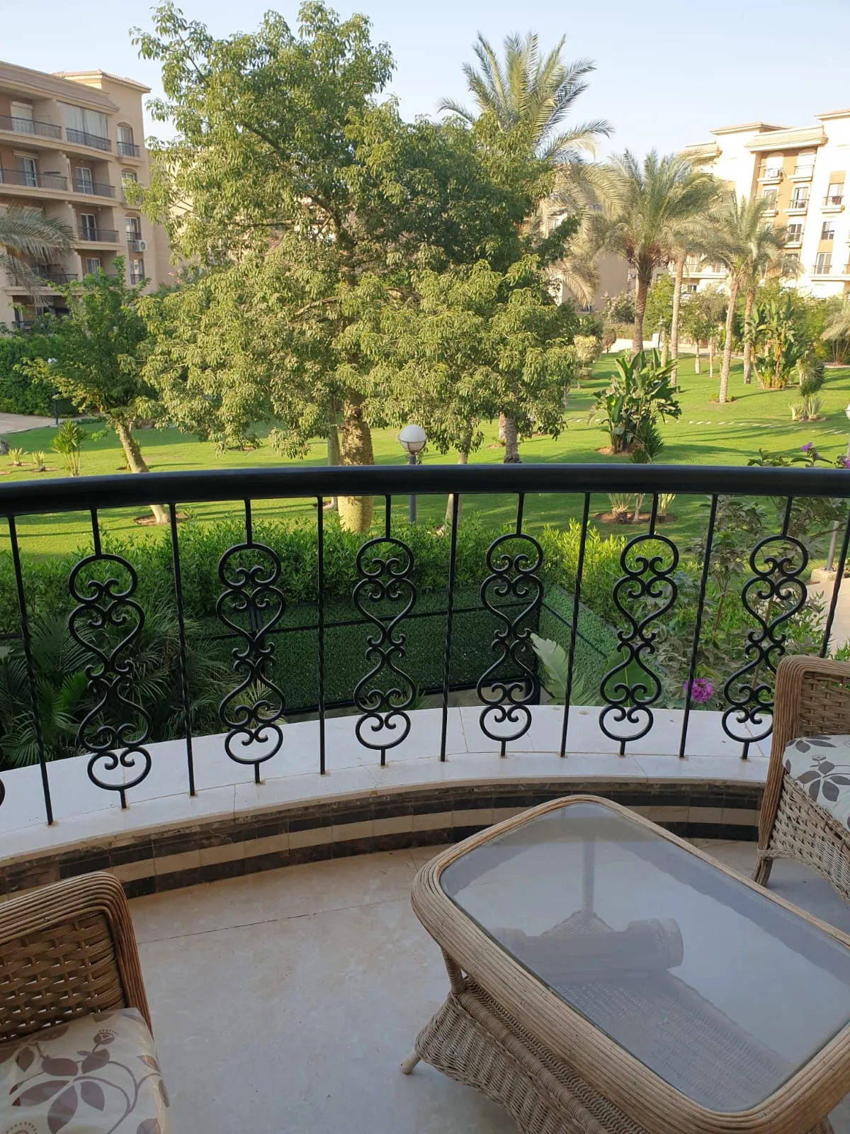 شقة للبيع في الرحاب في القاهرة الجديدة بمساحة 224 م² تتكون من 3 غرف