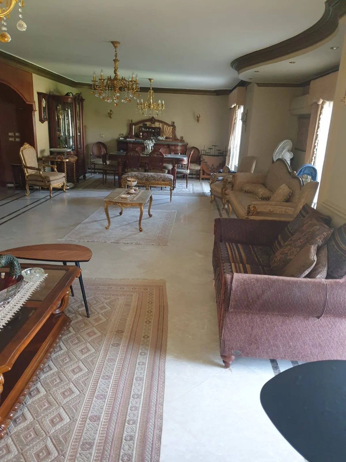 شقة للبيع في الرحاب في القاهرة الجديدة بمساحة 224 م² تتكون من 3 غرف