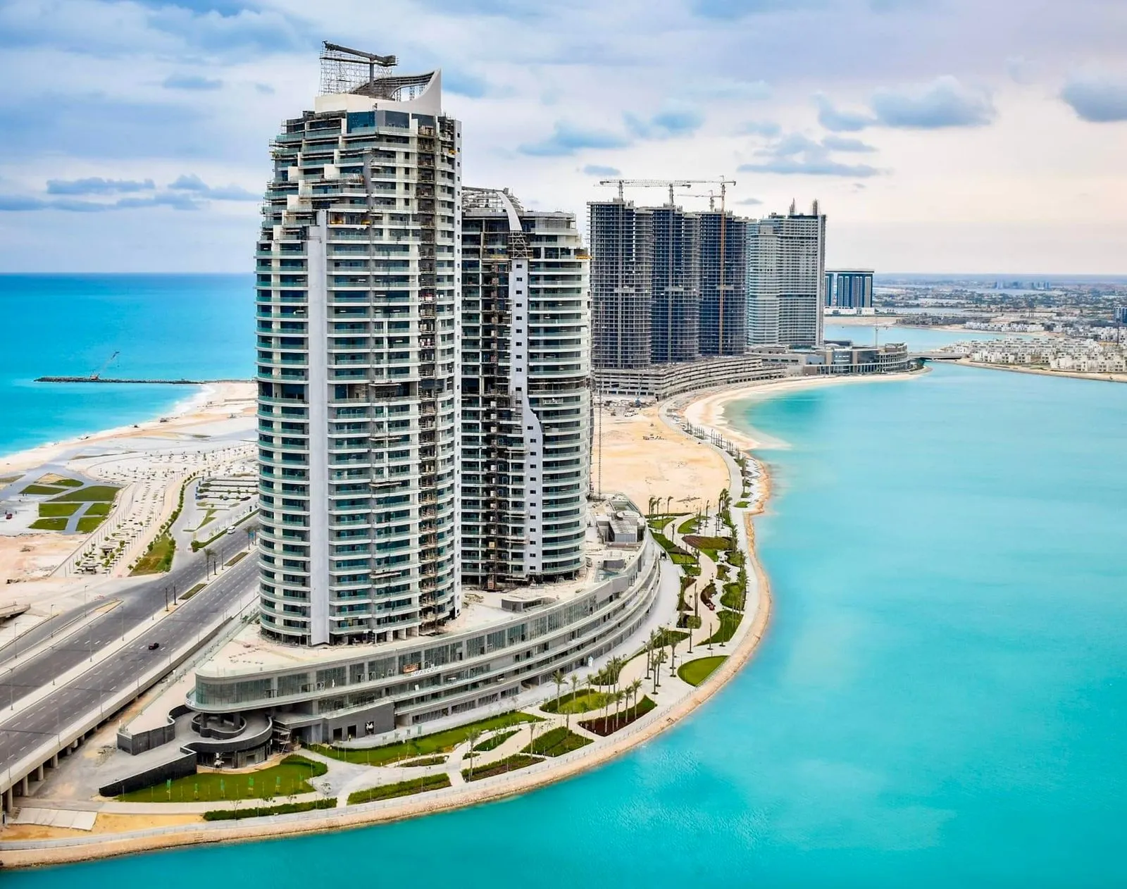 Apartment for sale in Beach Front Towers in Al Alamein of 122 m² with 1 bedrooms