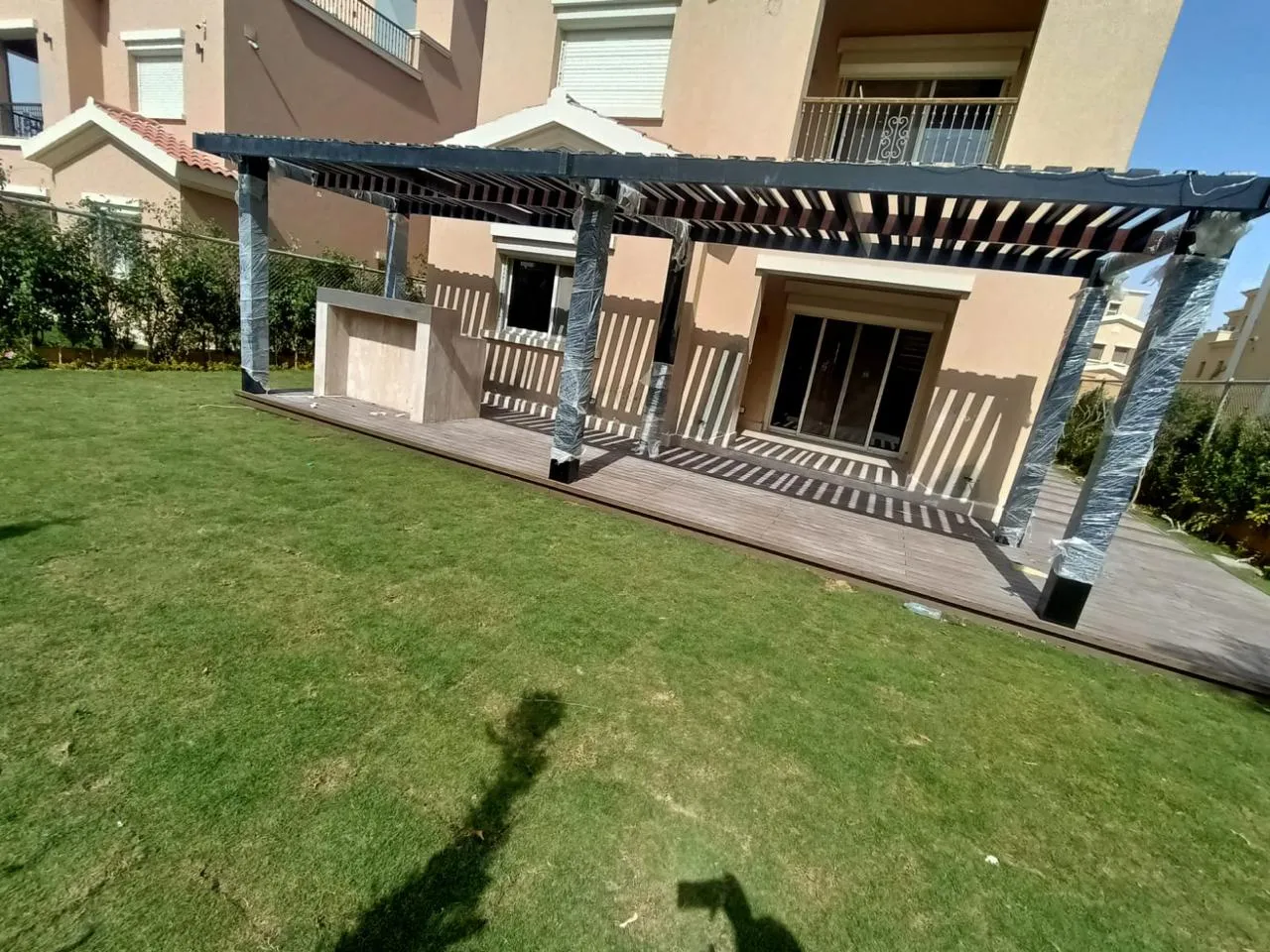 فيلا للبيع في ميفيدا في القاهرة الجديدة بمساحة 331 م² تتكون من 3 غرف