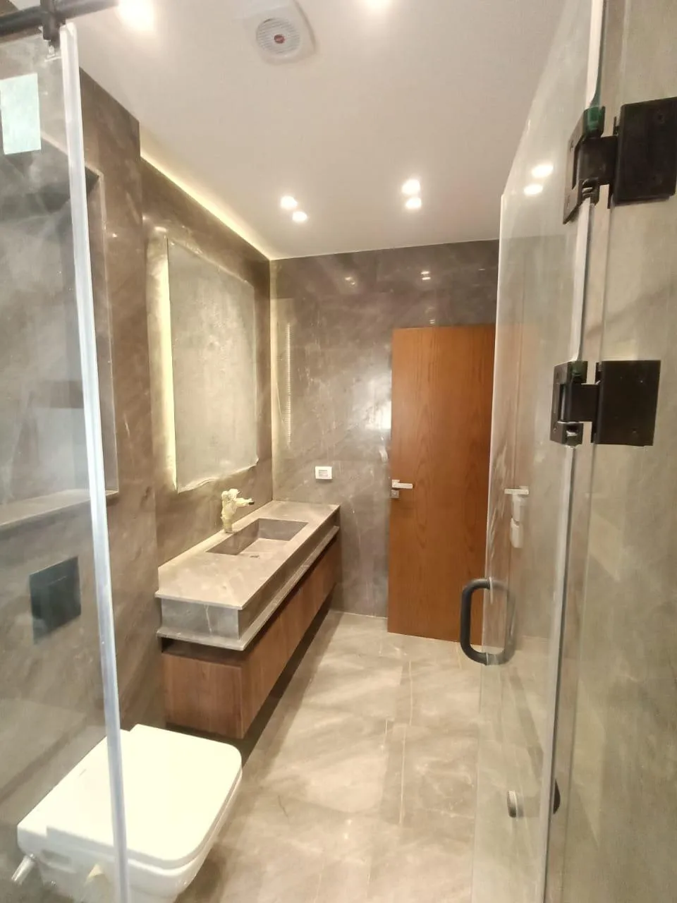 فيلا للبيع في ميفيدا في القاهرة الجديدة بمساحة 331 م² تتكون من 3 غرف