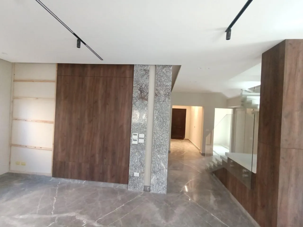 فيلا للبيع في ميفيدا في القاهرة الجديدة بمساحة 331 م² تتكون من 3 غرف