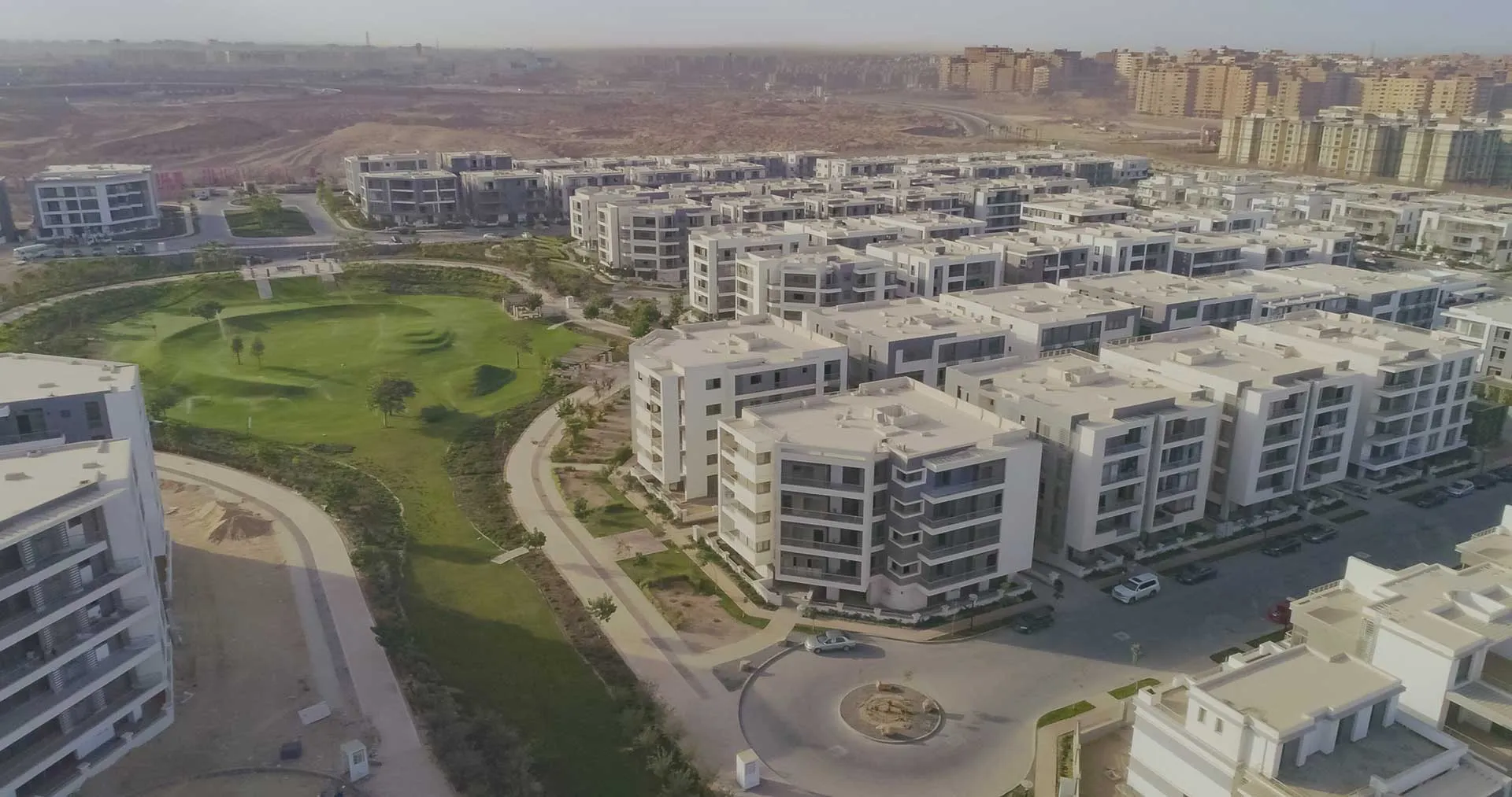  للبيع في تاج سلطان في  بمساحة 0 م² تتكون من 0 غرف