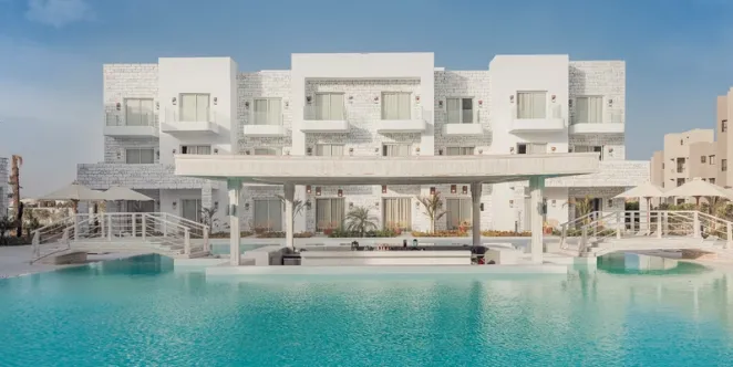 شاليه للبيع في أزها في العين السخنة بمساحة 110 م² تتكون من 2 غرف