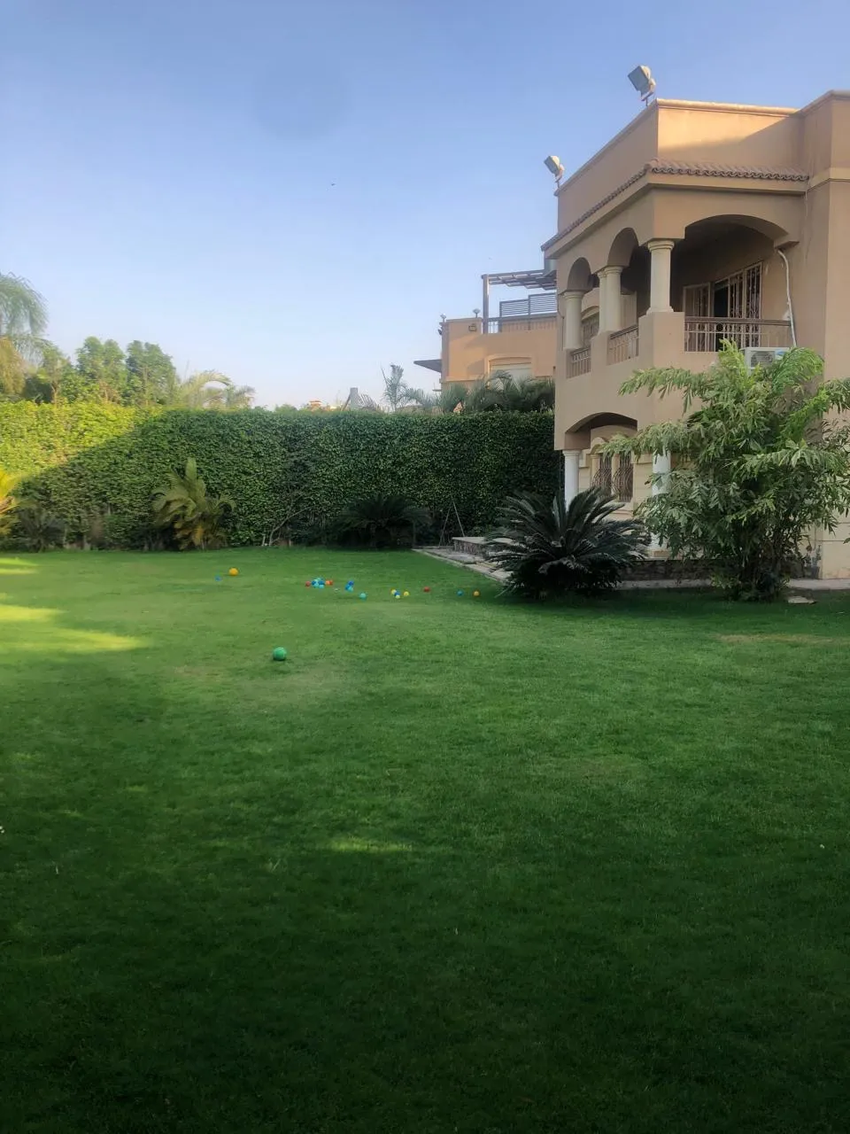  للبيع في دارا جاردينز في  بمساحة 0 م² تتكون من 0 غرف