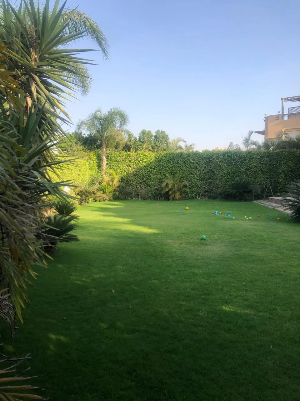  للبيع في دارا جاردينز في  بمساحة 0 م² تتكون من 0 غرف