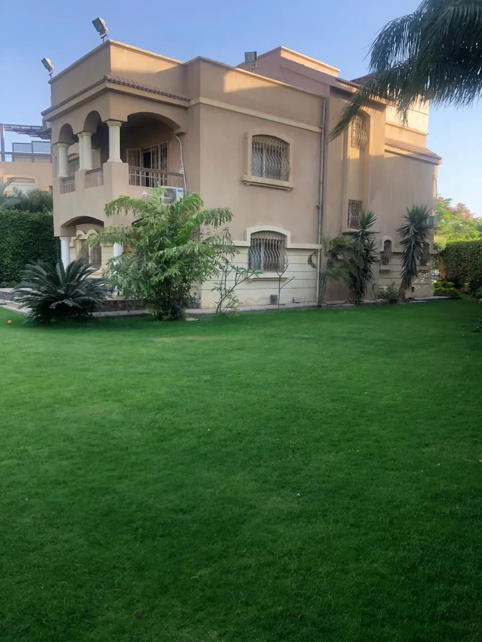  للبيع في دارا جاردينز في  بمساحة 0 م² تتكون من 0 غرف