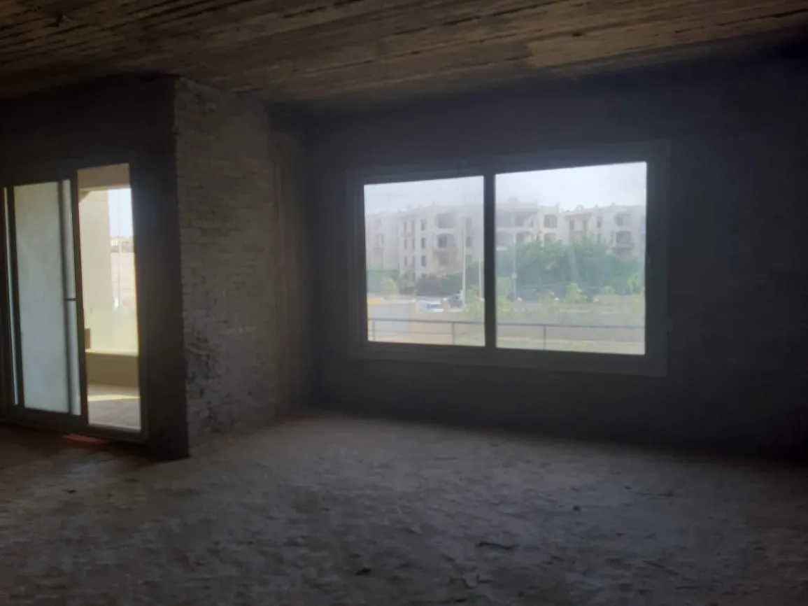 شقة للبيع في ذا فيلدج جيت في القاهرة الجديدة بمساحة 0 م² تتكون من 2 غرف