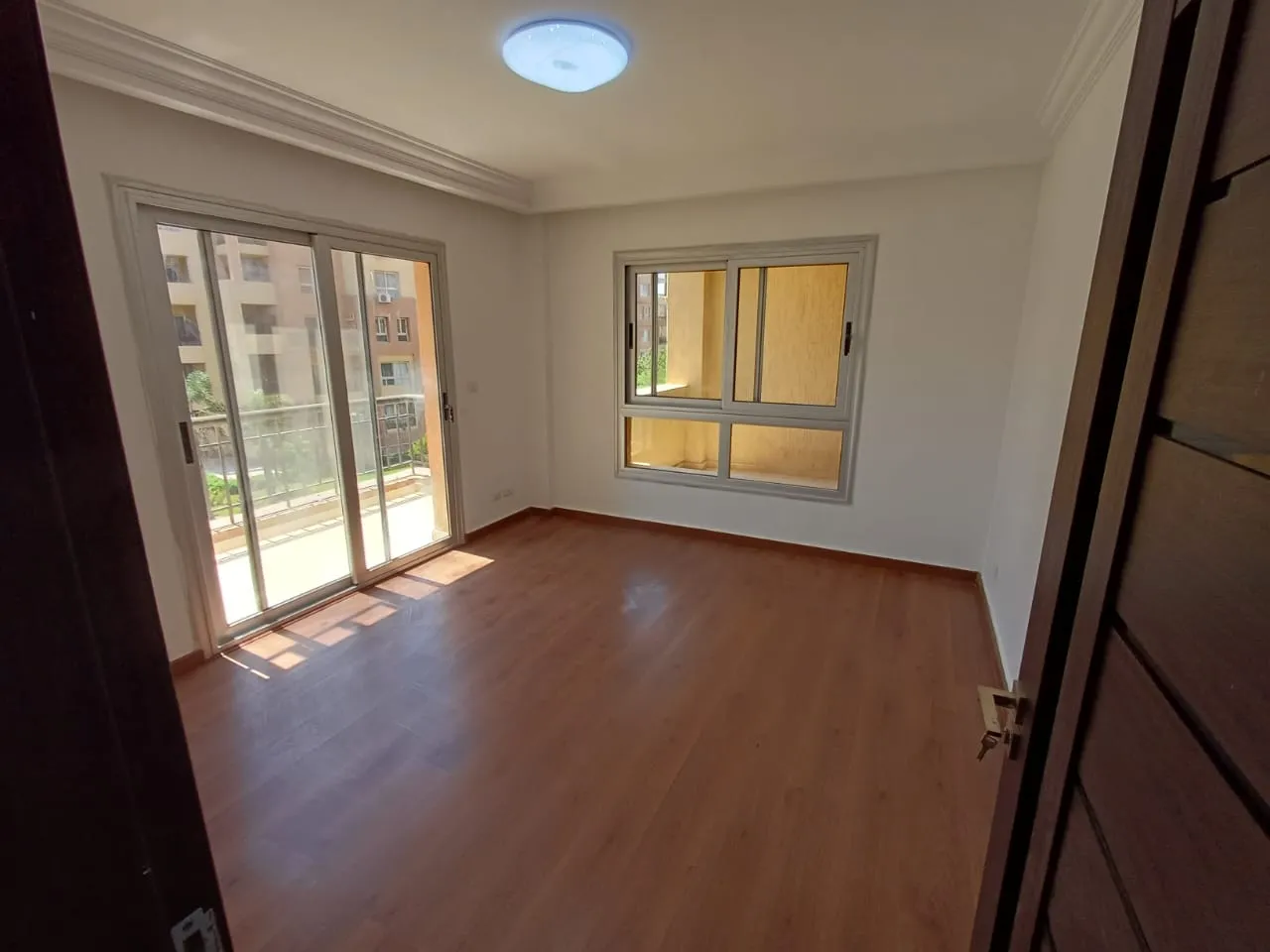 للبيع في مدينتي في بمساحة 0 م² تتكون من 0 غرف