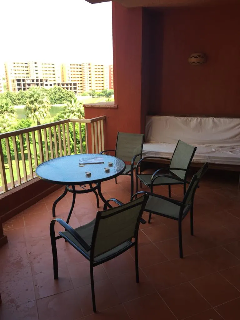 شاليه للبيع في جولف بورتو مارينا في الساحل الشمالي بمساحة 0 م² تتكون من 2 غرف