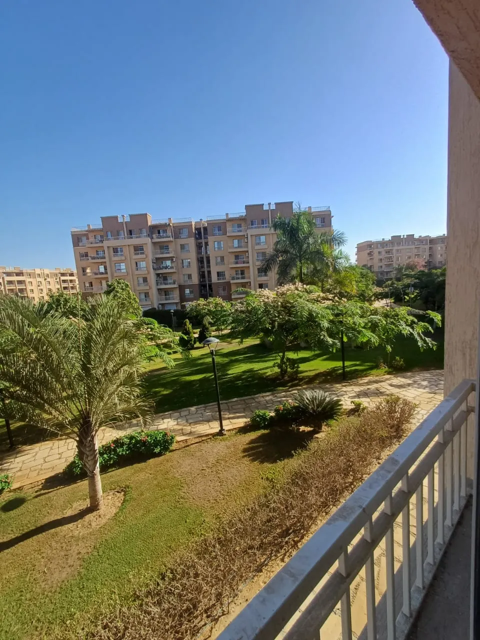 شقة للبيع في مدينتي في مدينتي بمساحة 116 م² تتكون من 3 غرف