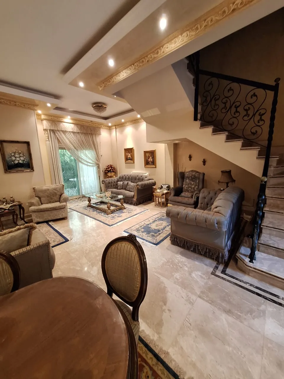 توين هاوس للبيع في Iمون فالي في المستثمرين الجنوبية بمساحة 250 م² تتكون من 3 غرف