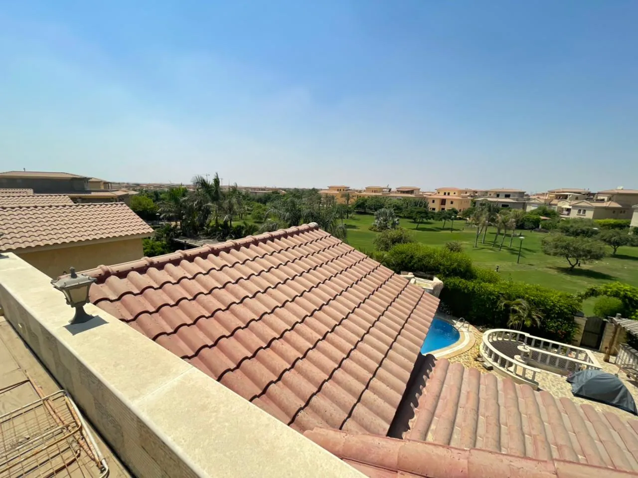 فيلا للبيع في مدينتي في مدينتي بمساحة 460 م² تتكون من 5 غرف