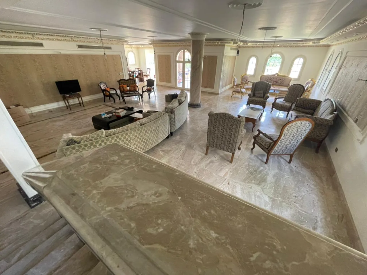 فيلا للبيع في مدينتي في مدينتي بمساحة 460 م² تتكون من 5 غرف