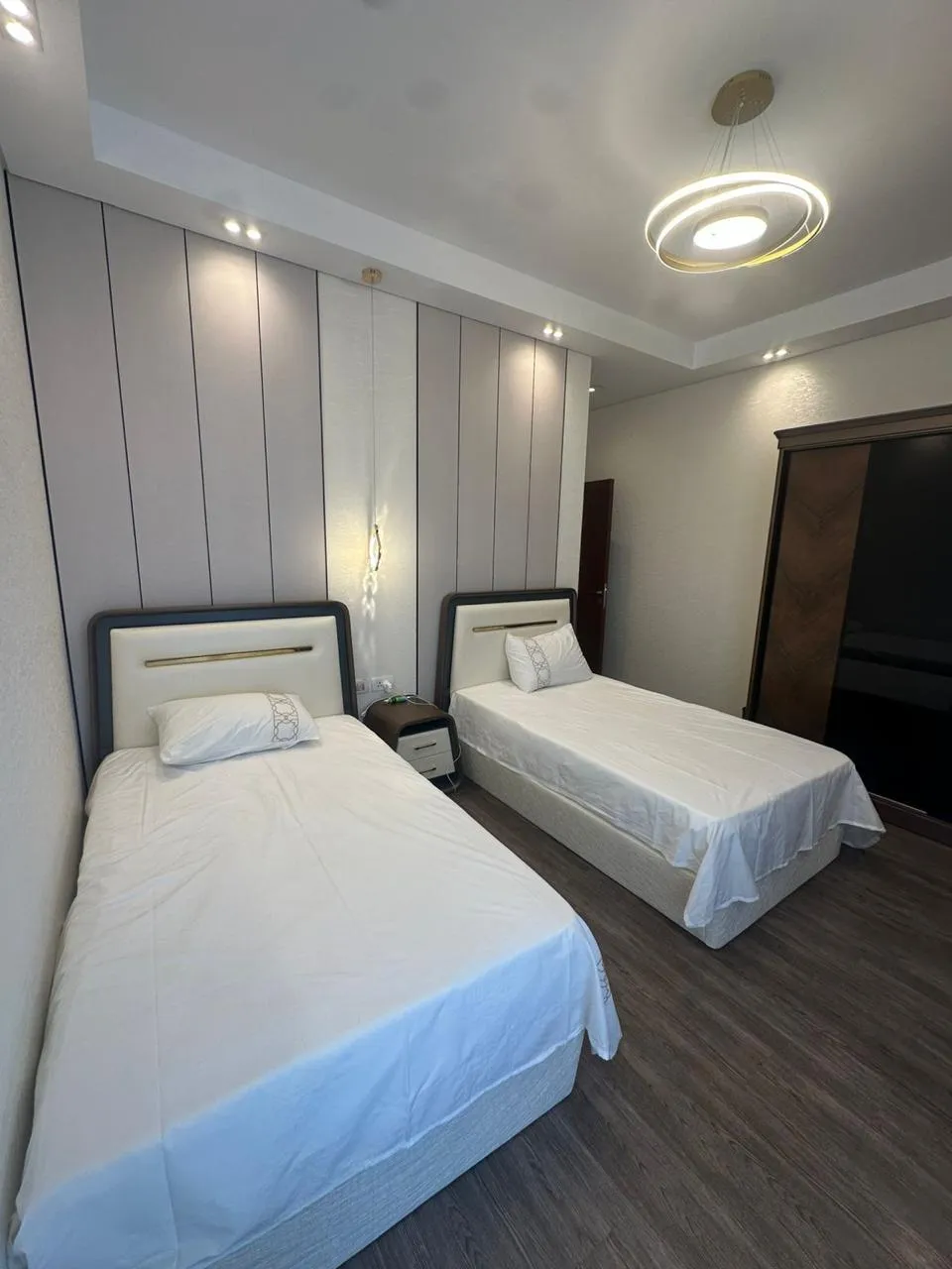 شاليه للبيع في مزارين في العلمين بمساحة 167 م² تتكون من 3 غرف