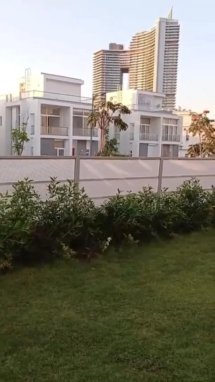 شاليه للبيع في مزارين في العلمين بمساحة 167 م² تتكون من 3 غرف