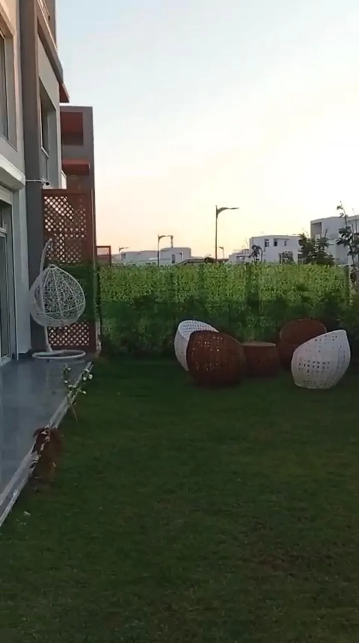 شاليه للبيع في مزارين في العلمين بمساحة 167 م² تتكون من 3 غرف