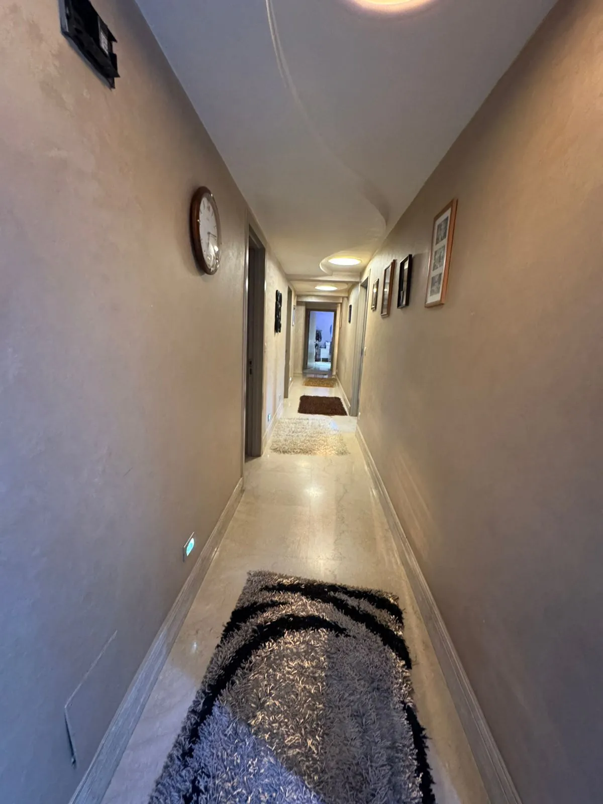 شقة للبيع في الرحاب في القاهرة الجديدة بمساحة 300 م² تتكون من 3 غرف