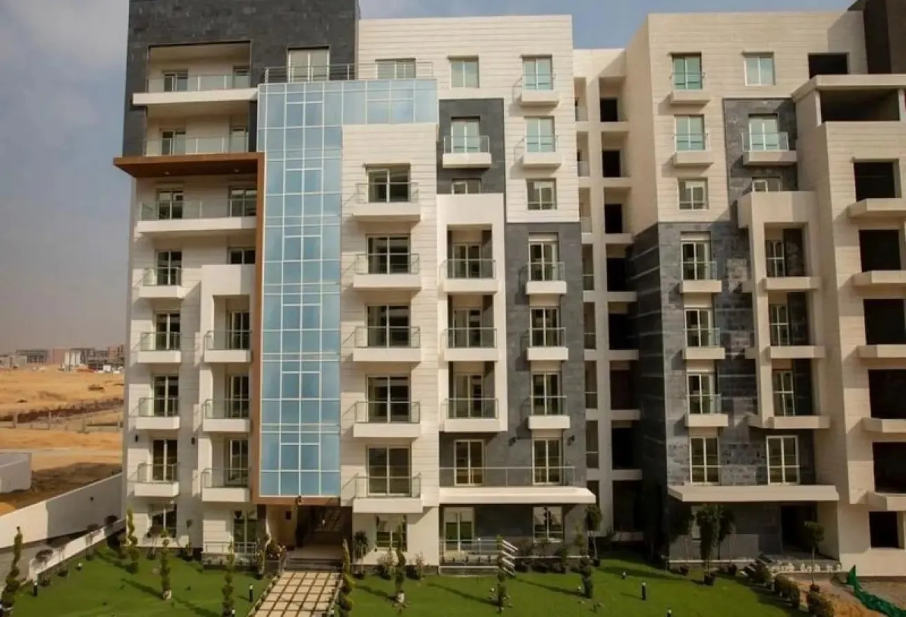 شقة للبيع في أويا كومباوند في العاصمة الإدارية الجديدة بمساحة 154 م² تتكون من 3 غرف
