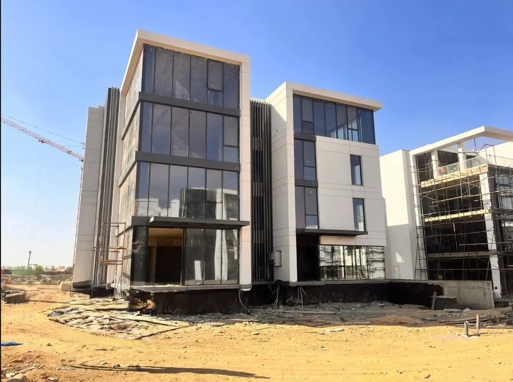 Office for sale in HeartWork in New Cairo of 365 m² with 0 bedrooms