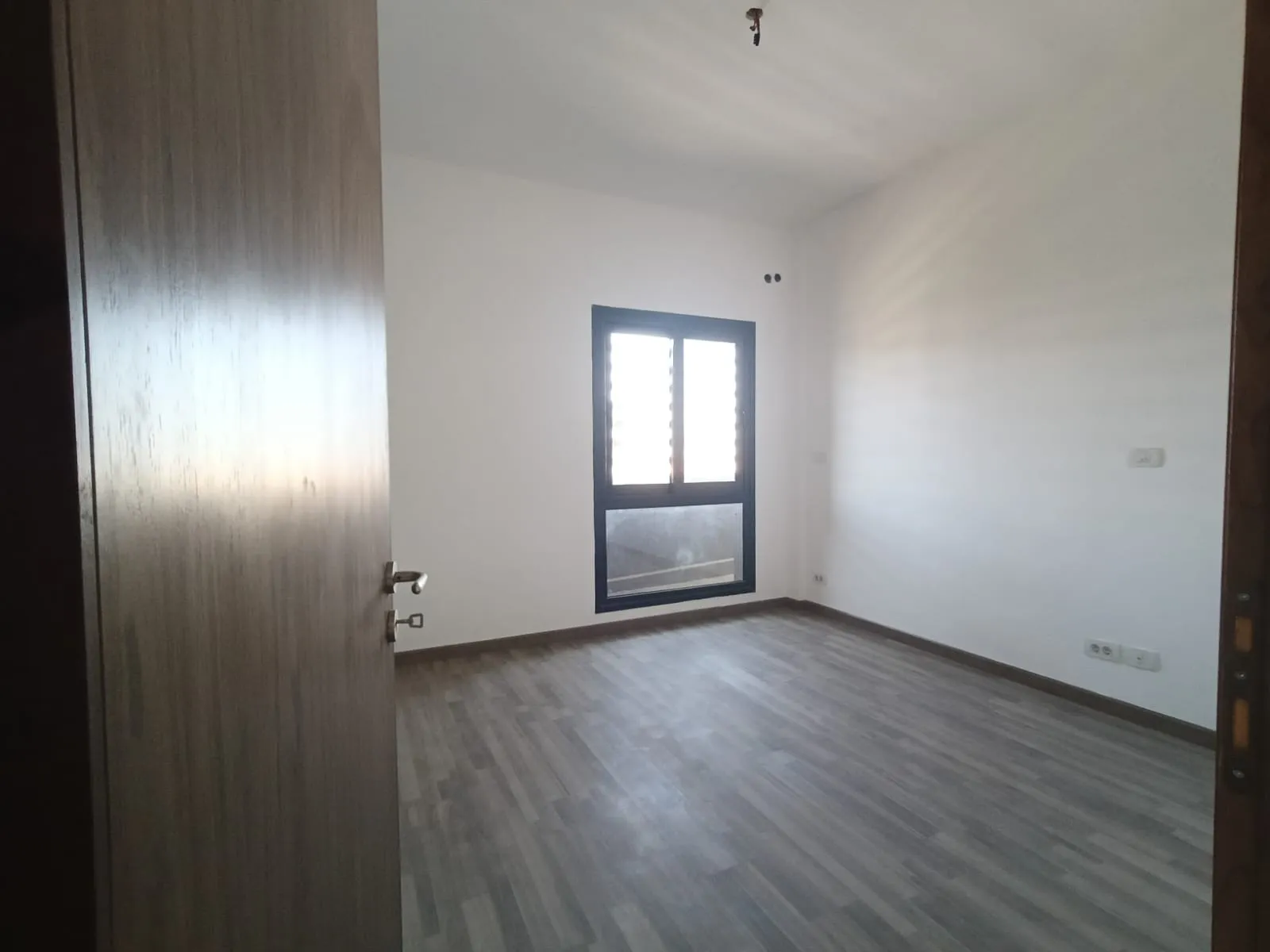 شقة للبيع في مدينتي في مدينتي بمساحة 100 م² تتكون من 2 غرف